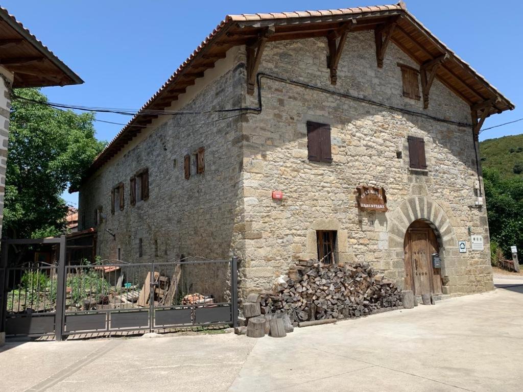 Casa Rural Ardantzena Ardaiz Kültér fotó
