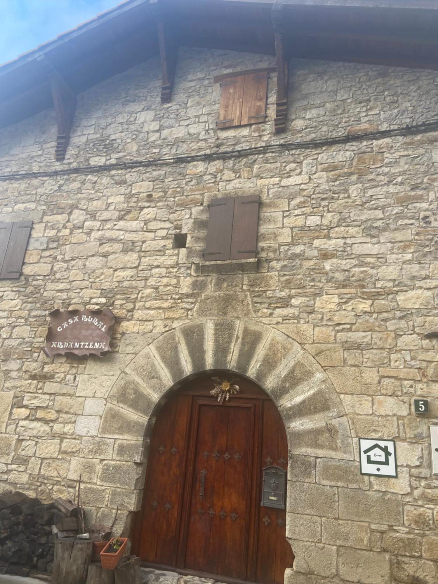 Casa Rural Ardantzena Ardaiz Kültér fotó