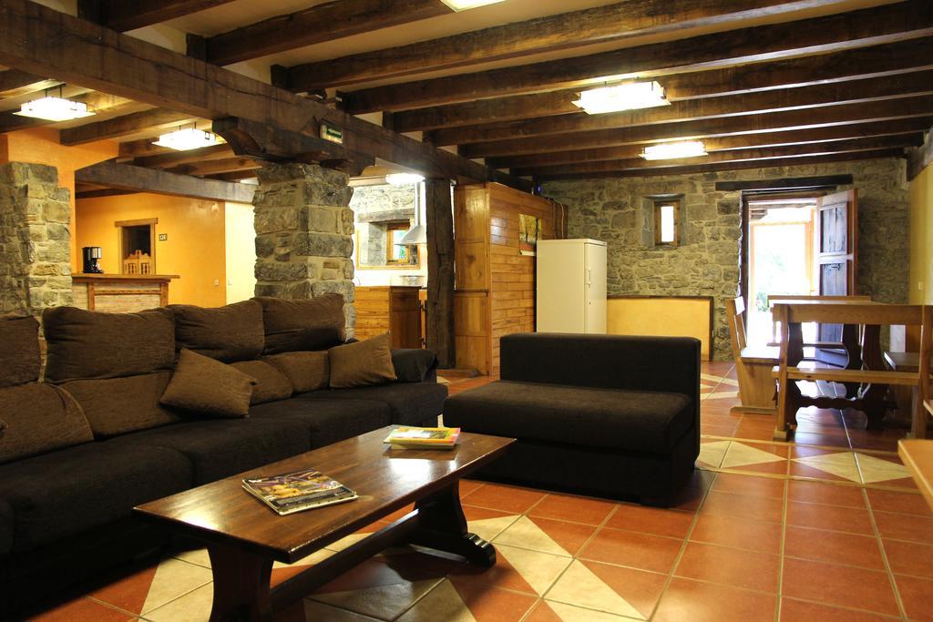 Casa Rural Ardantzena Ardaiz Kültér fotó